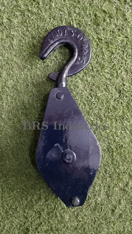 Heavy Duty 1 Ton 6 Inch Single Sheave Manila Rope Pulley With Safety Latch, 3 mm Plate Thickness